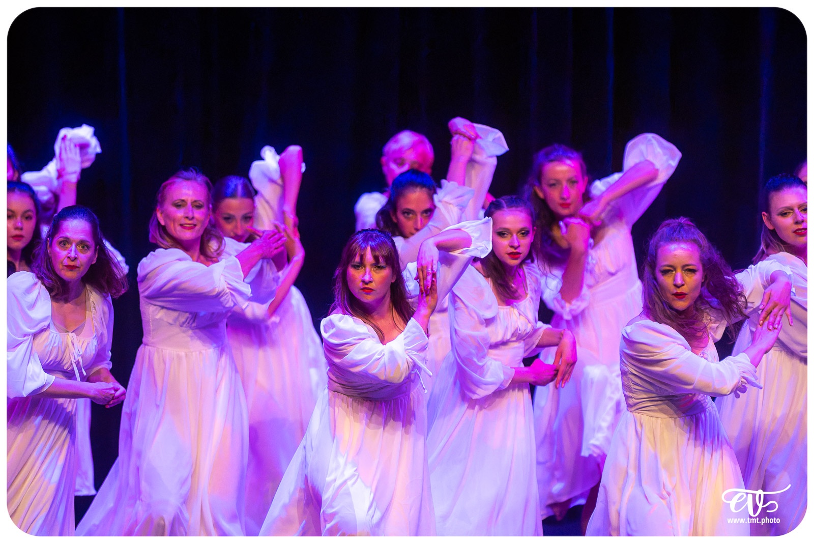 ECOLE DE DANSE CÉCILE ADAMOW
